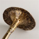 Découverte 12 – Champignon décoratif en laiton