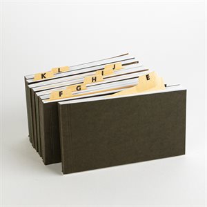 Mini bloc notes en filière recyclé avec marque-page lettré J