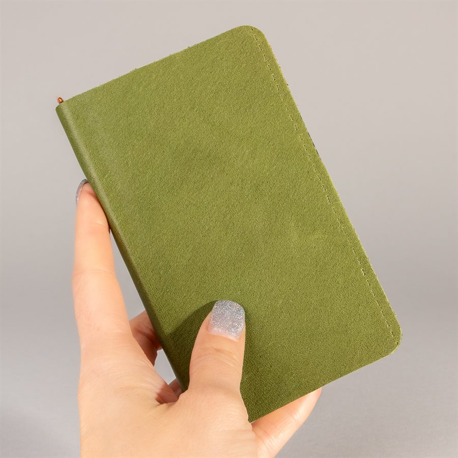 Pocket notebook with recycled leather cover Vert macreuse
