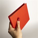 DEDANS / DEHORS - Petit carnet rouge avec division dedans / dehors