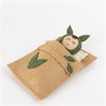 Baby leaf and her little bed Dark green and daisy flowers