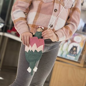 Bébé Amélia et son sac florale Rose