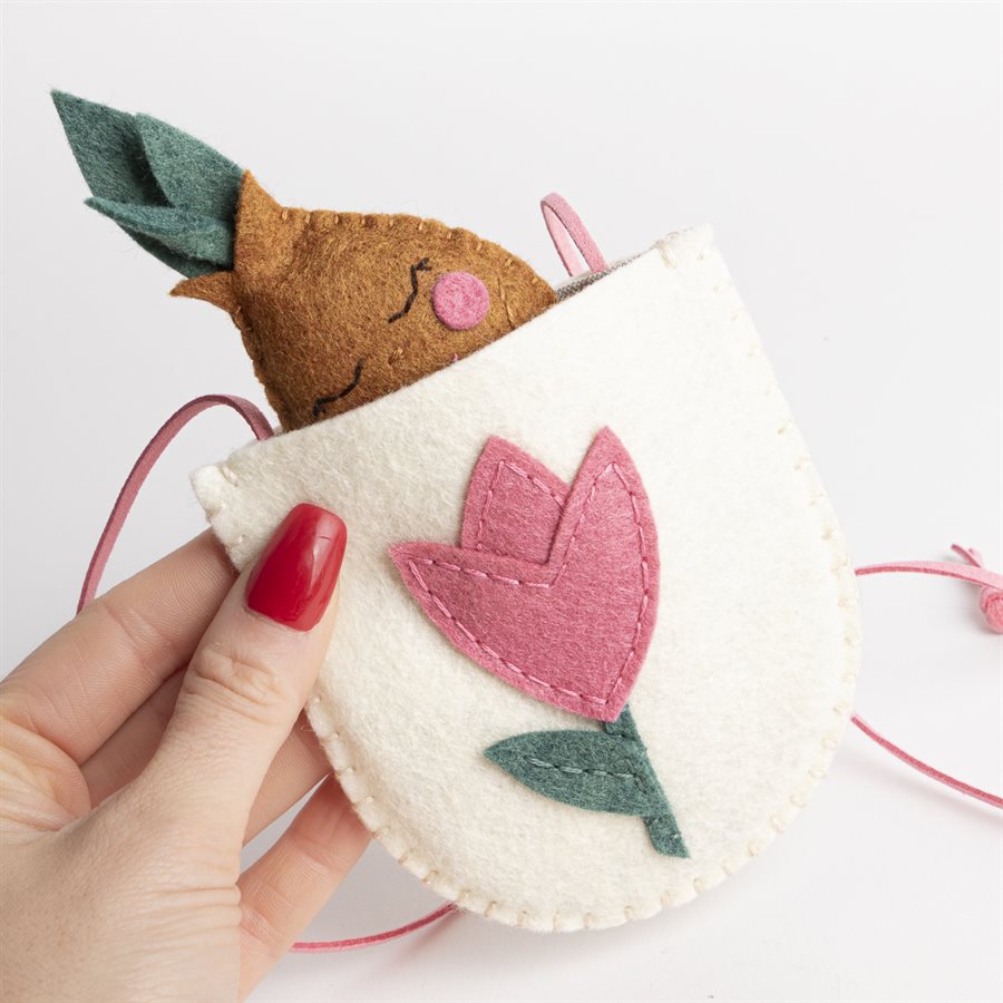 Tulip bulb and matching bag - White Tulip bulb and matching bag - White