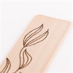 Signet en bois pyrogravé, modèle Les méandres du printemps