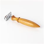Traditional double-edged razor in ~Attribute:Matériaux~ carved