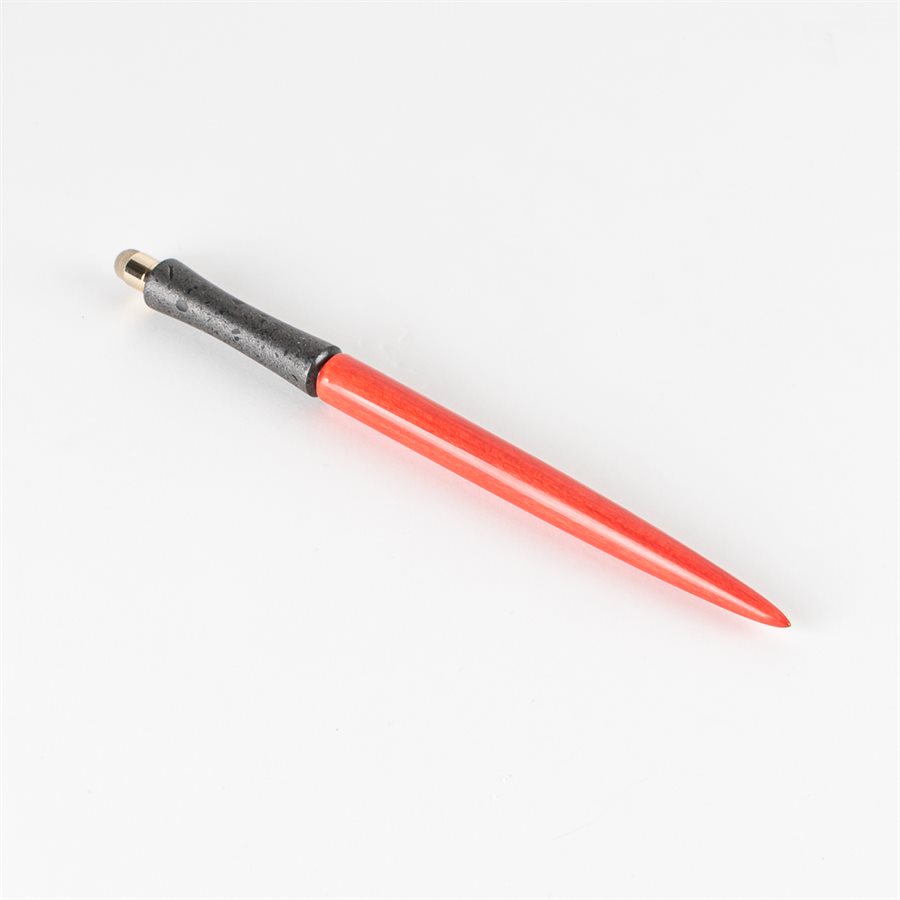 Stylet pour écran tactile en bois et en époxy Stylet pour écran tactile en bois et en époxy