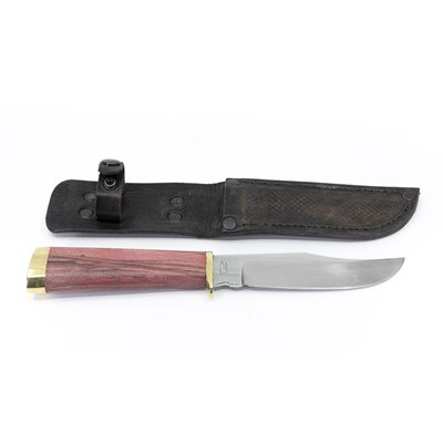 Couteau en érable coti stabilisé et teinté rose Couteau en érable coti stabilisé et teinté rose