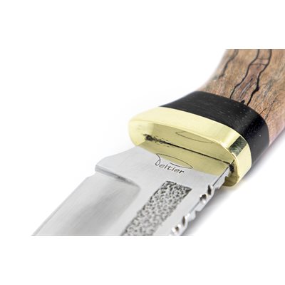 Couteau en érable coti stabilisé teinté rose et bois d'ébène Couteau en érable coti stabilisé teinté rose et bois d'ébène