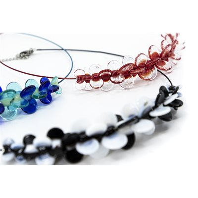 Collier de verre travaillées à la flamme et acier innox Collier de verre travaillées à la flamme et acier innox