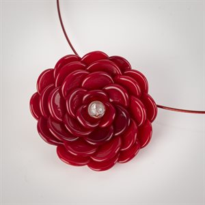 Collier très grande rose en verre sur fil métallique