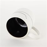 Tasse à café en porcelaine avec intérieur rouge