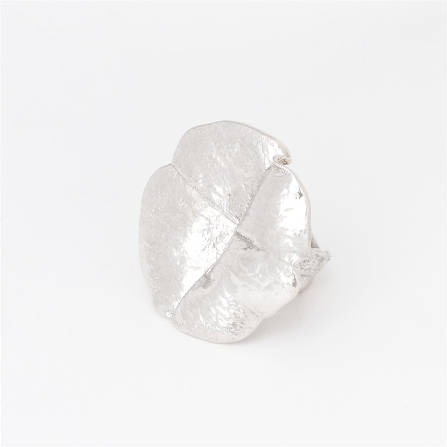 Bague feuille de nymphéas en argent, fini argent poli Bague feuille de nymphéas en argent, fini argent poli