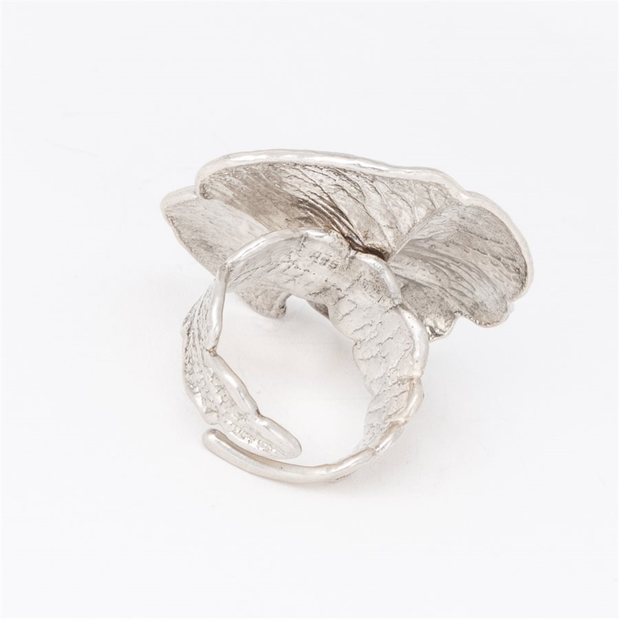 Bague feuille de nymphéas en argent, fini argent poli Bague feuille de nymphéas en argent, fini argent poli