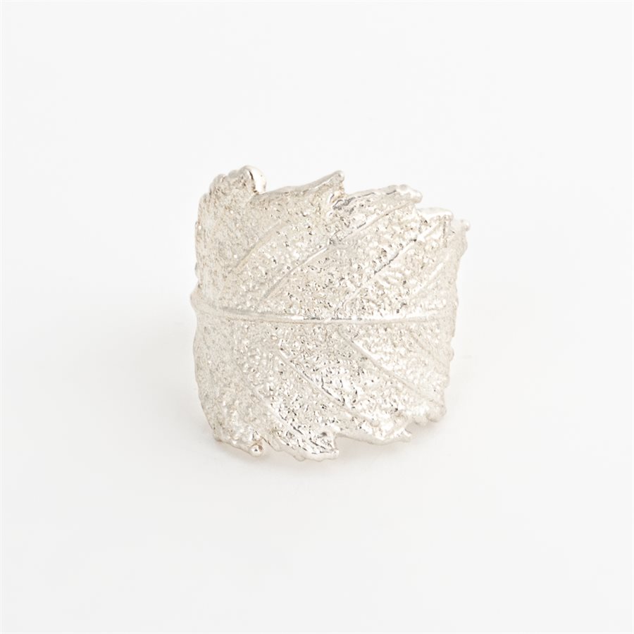 Bague feuille orme de chine en argent, fini argent poli Bague feuille orme de chine en argent, fini argent poli