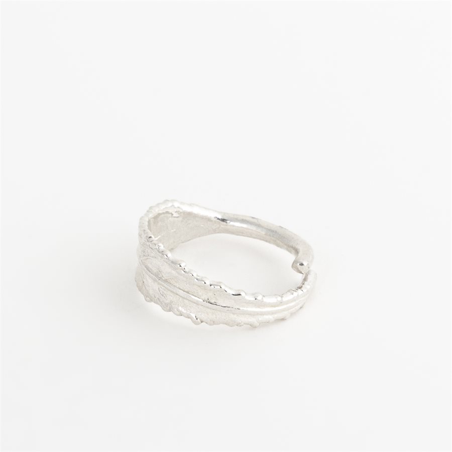 Bague feuille de saule blanc en argent, fini argent poli Bague feuille de saule blanc en argent, fini argent poli