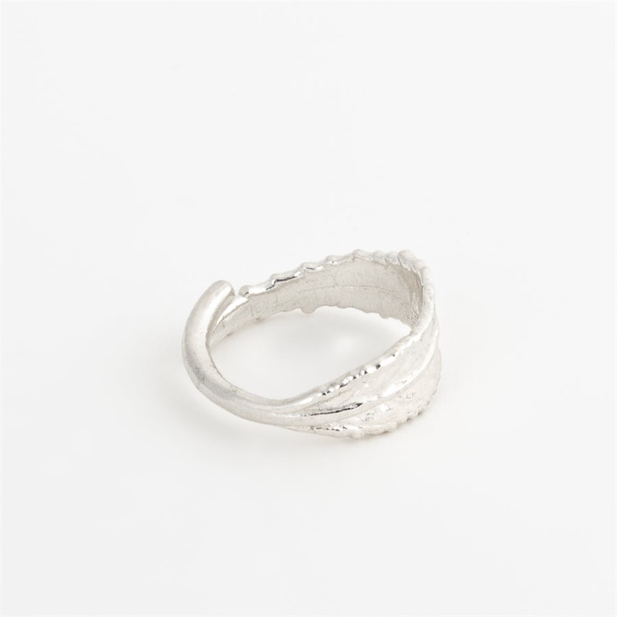 Bague feuille de saule blanc en argent, fini argent poli Bague feuille de saule blanc en argent, fini argent poli