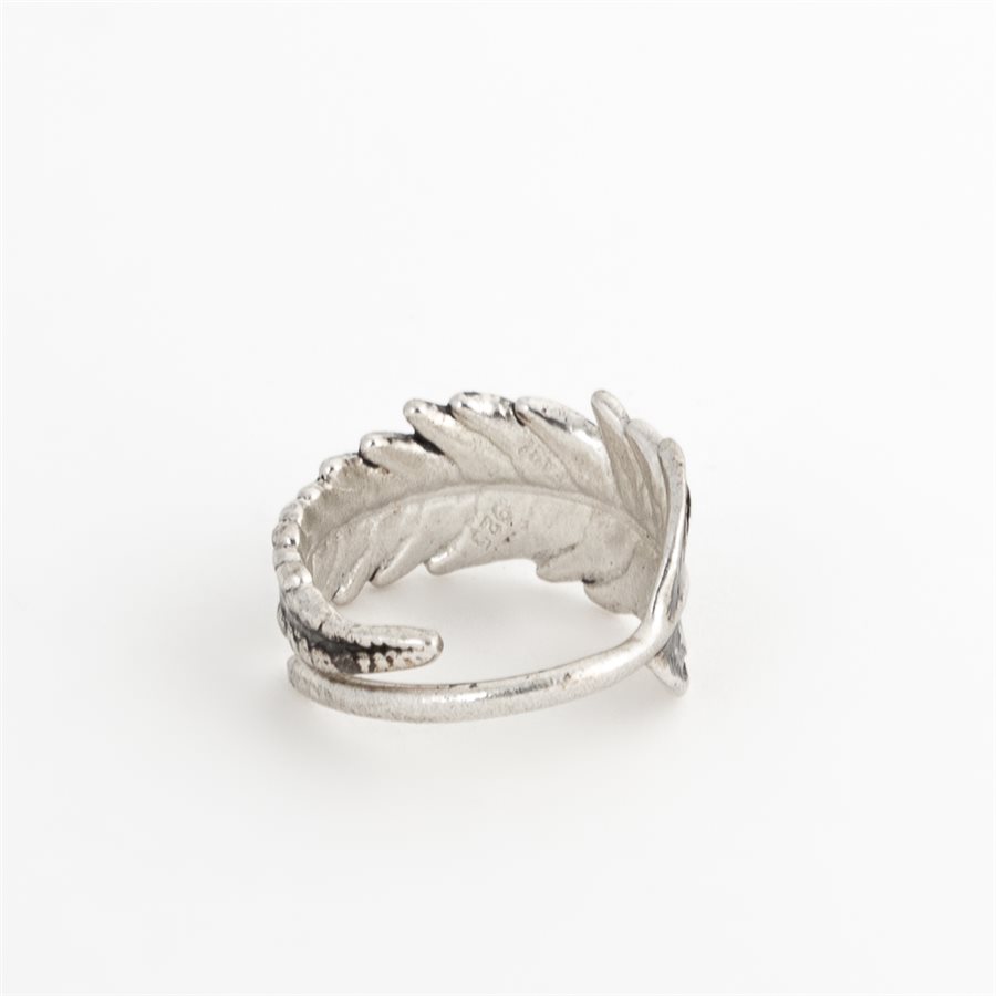 Bague feuille de fougère autruche en argent Bague feuille de fougère autruche en argent