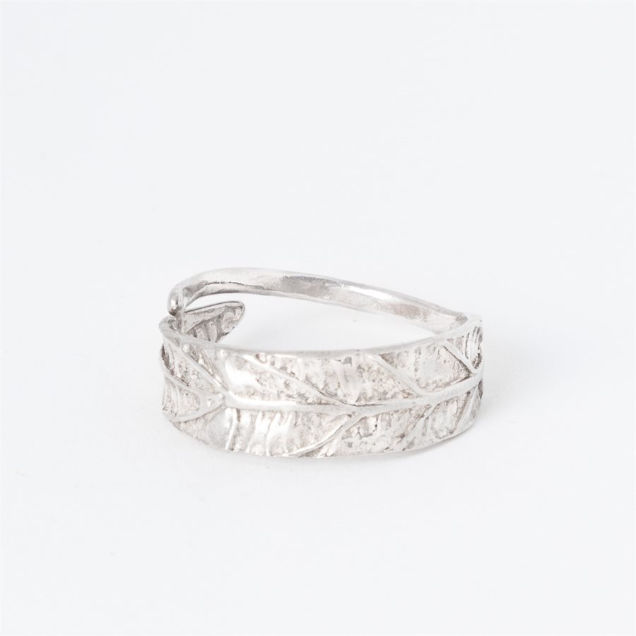 Bague feuille de ludwigie, fini argent Bague feuille de ludwigie, fini argent