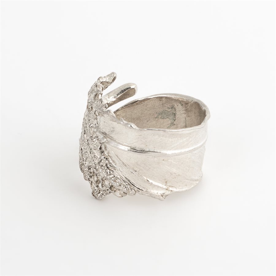 Bague plume d'oiseau en argent, modèle 1, fini argent poli Bague plume d'oiseau en argent, modèle 1, fini argent poli
