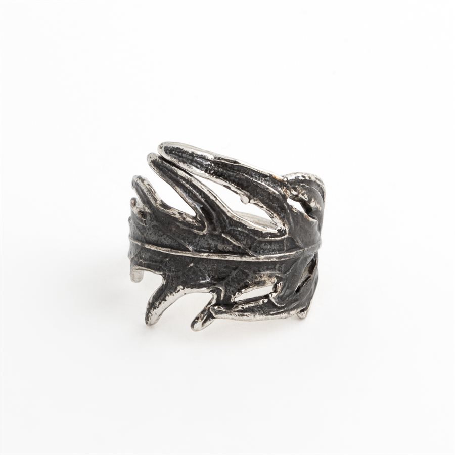 Bague feuille de sureau doré en argent, fini oxydé Bague feuille de sureau doré en argent, fini oxydé