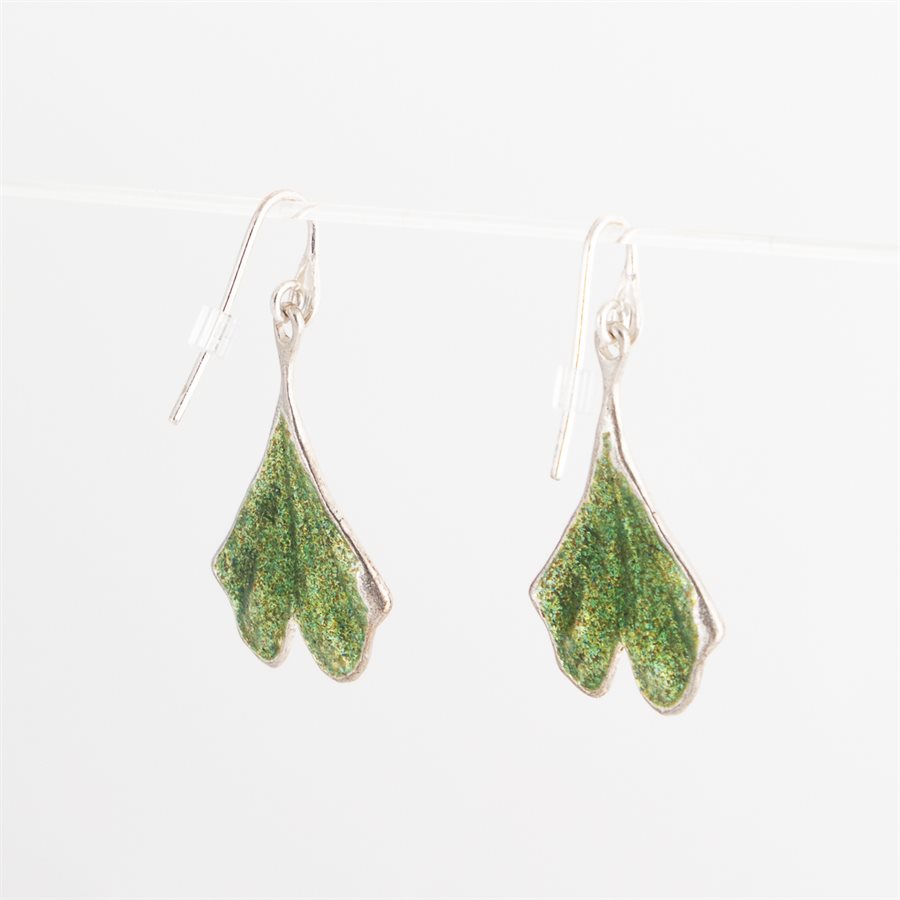 Boucle d'oreille feuille de ginkgo en argent, modèle petit Boucle d'oreille feuille de ginkgo en argent, modèle petit