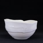 Moyen bol en porcelaine pincée blanche