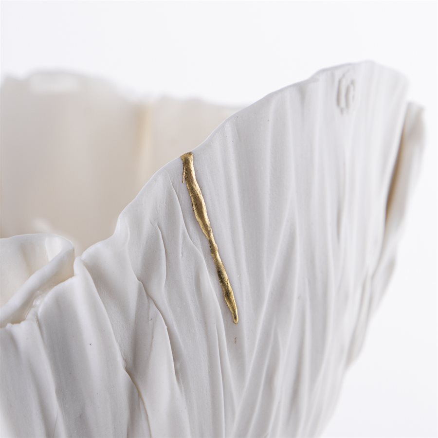 Grand bol coquelicot en porcelaine blanche et or kintsugi Grand bol coquelicot en porcelaine blanche et or kintsugi