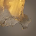 Lampe suspendue “Froufrou” en porcelaine avec effet Kintsugi