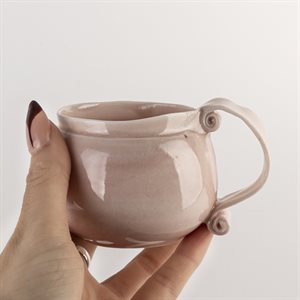 Tasse rose unie en porcelaine avec anse large en spirale 2