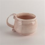 Plain pink porcelain mug with wide spiral handle Petit bol rose uni effet céramique façonnée 2