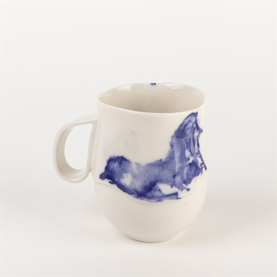 Regular white and blue mug 3