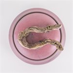 Petite jarre en porcelaine rose 3