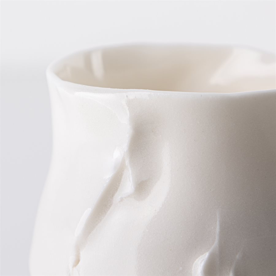 Verre en porcelaine pincée Verre en porcelaine pincée