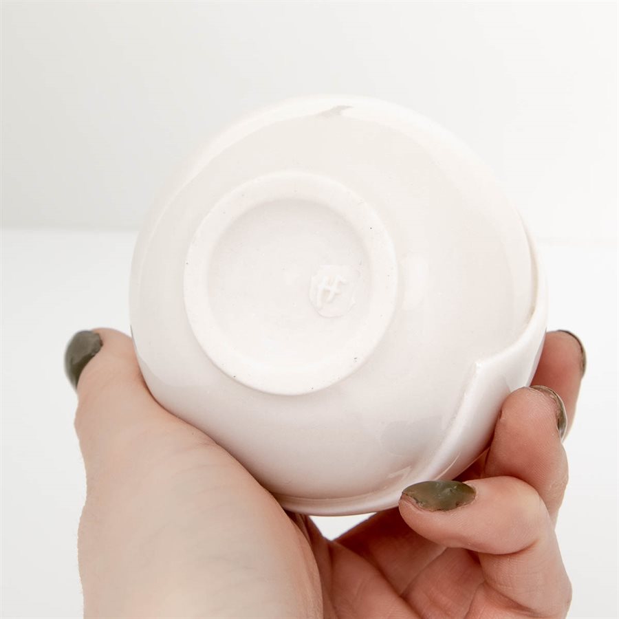 Verre en porcelaine pincée Verre en porcelaine pincée