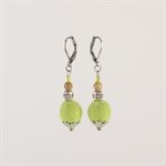 Boucle d'oreille bille en laine feutrée - Verte 2 Boucle d'oreille bille en laine feutrée - Verte 2