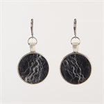Boucle d'oreille en laine feutré ronde 28 mm - Noir 1 Boucle d'oreille en laine feutré ronde 28 mm - Noir 1