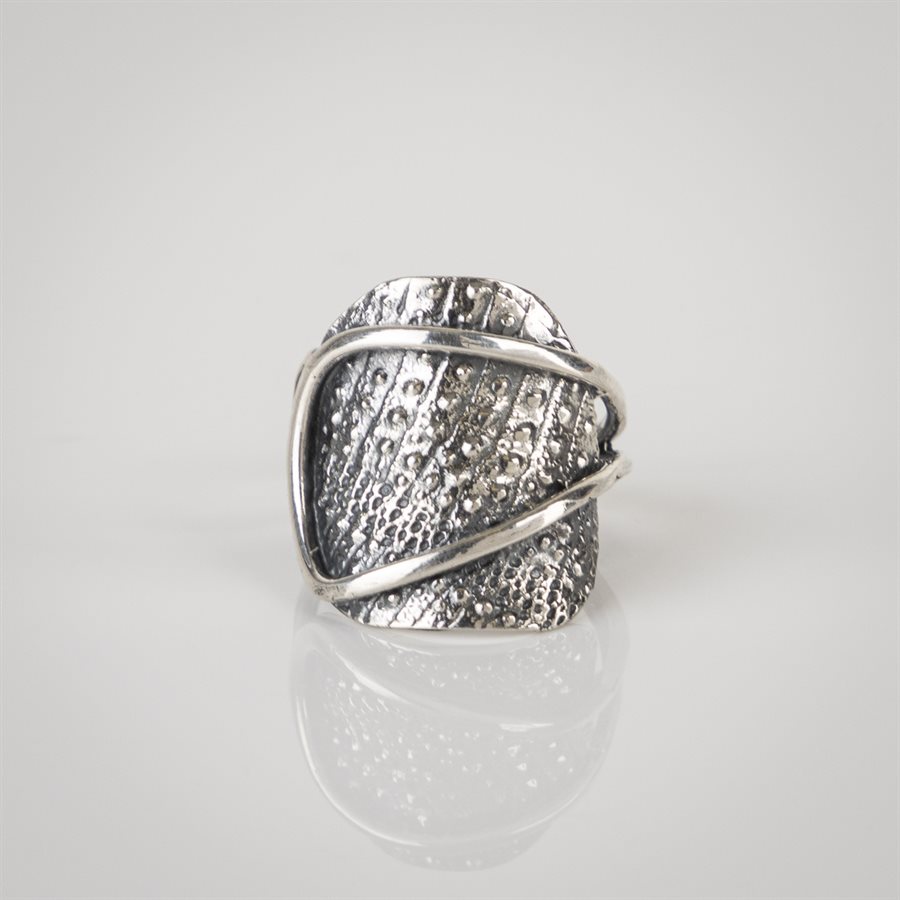 SEA URCHIN ajustable silver ring SEA URCHIN ajustable silver ring