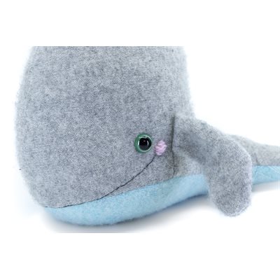Wool doggie, Grey whale model Wool doggie, Grey whale model