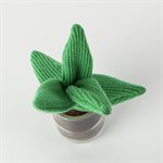 Woollen decoration - Plants for dummies 1
