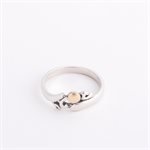 Silver ring adorned with gold, spiral point model, size 5¼