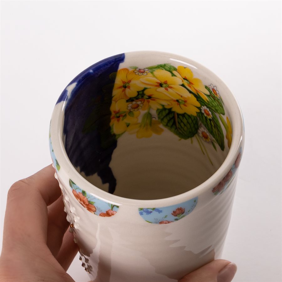 Tasse de voyage en céramique avec couvercle, collection Rococo Bling Bling, modèle 1 Tasse de voyage en céramique avec couvercle, collection Rococo Bling Bling, modèle 1