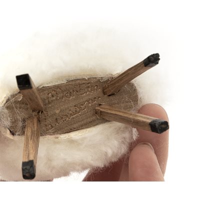 Mouton sculpté en bois et laine de mouton véritable Mouton sculpté en bois et laine de mouton véritable