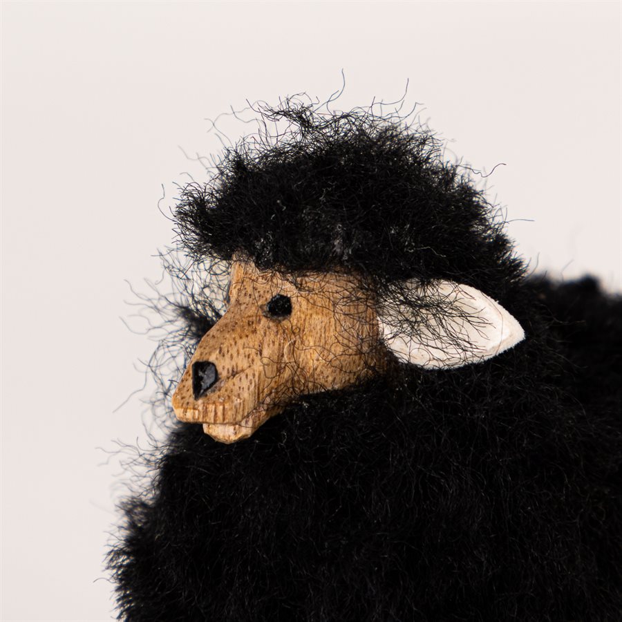 Mouton miniature sculpté, mini modèle noir Mouton miniature sculpté, mini modèle noir