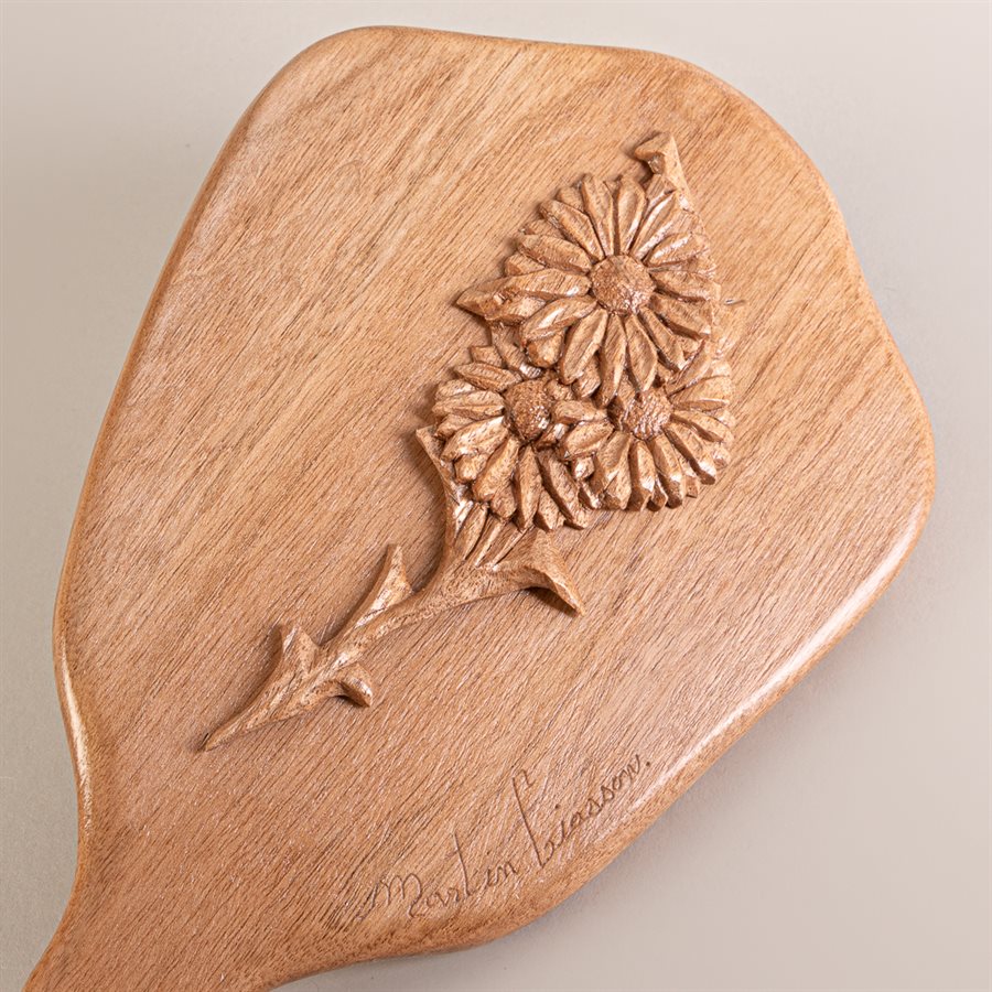 Miroir coiffeuse en noyer cendré sculpté, modèle marguerite Miroir coiffeuse en noyer cendré sculpté, modèle marguerite