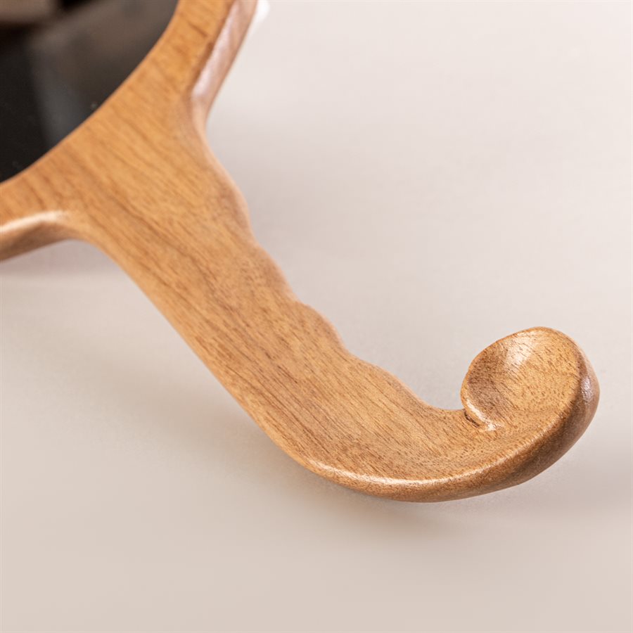 Miroir coiffeuse en noyer cendré sculpté, modèle coquillage Miroir coiffeuse en noyer cendré sculpté, modèle coquillage