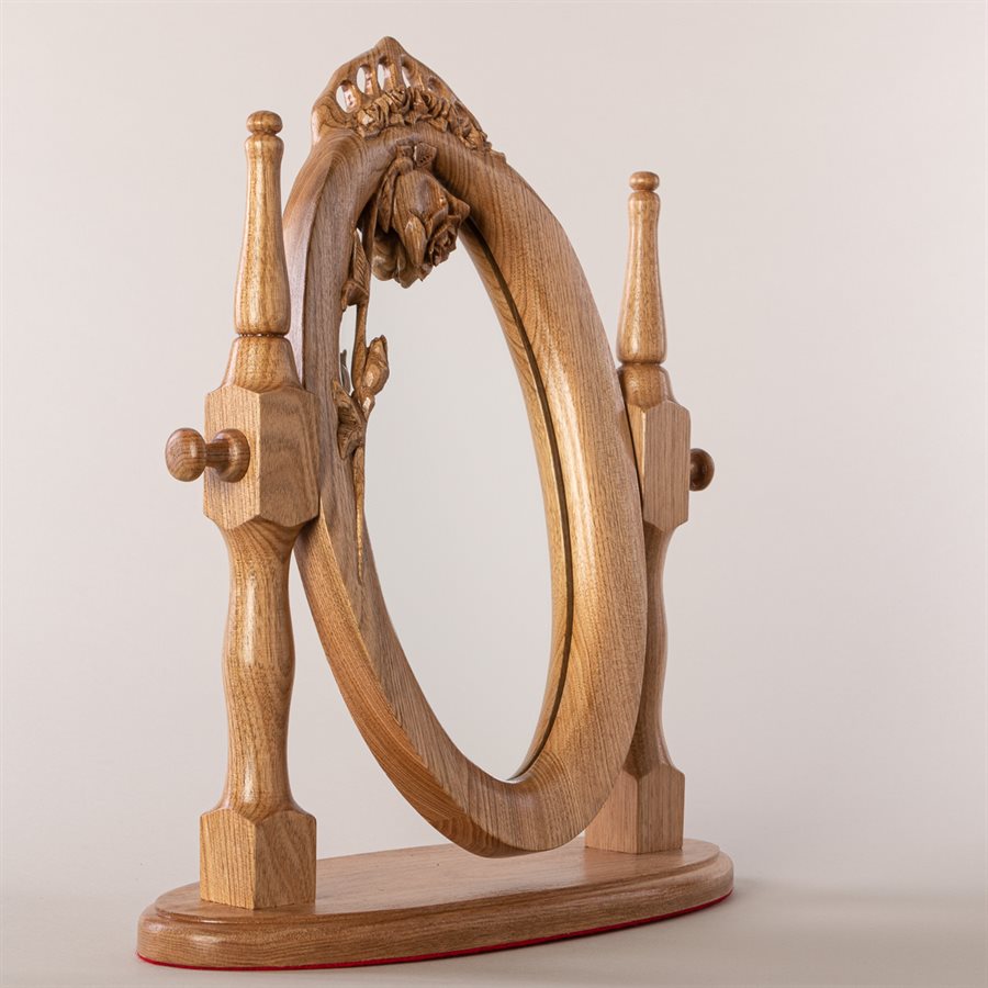 Miroir à bascule en bois sculpté, couronne de roses Miroir à bascule en bois sculpté, couronne de roses