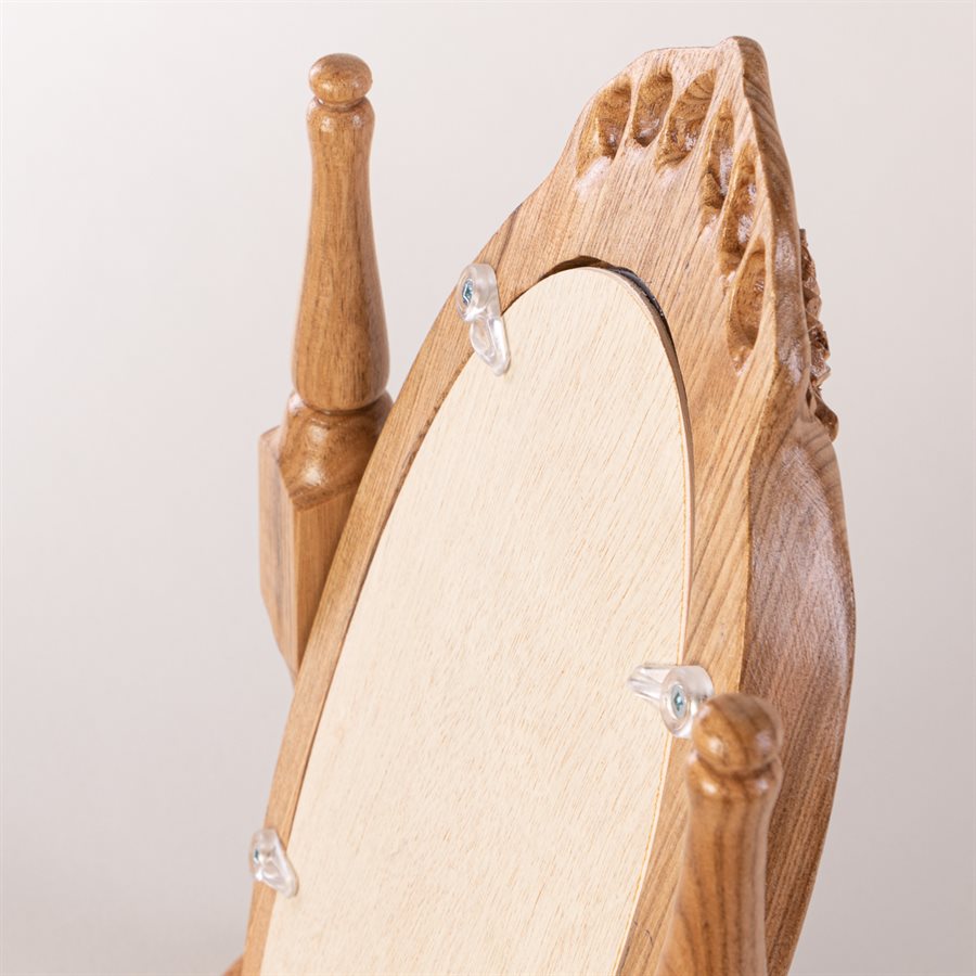 Miroir à bascule en bois sculpté, couronne de roses Miroir à bascule en bois sculpté, couronne de roses