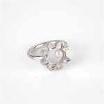 Lustrous Scalloped ring with pearl - Size 6½
