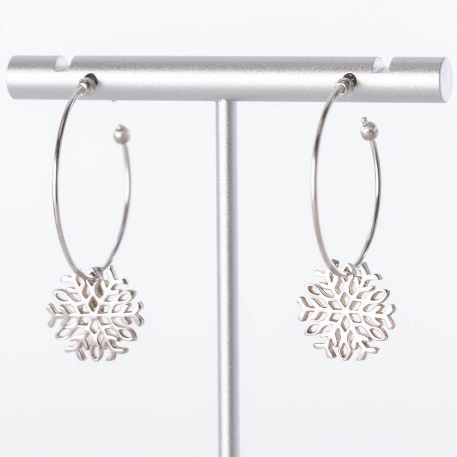 Boucle d'oreilles flocon en argent, modèle demi-créole Boucle d'oreilles flocon en argent, modèle demi-créole
