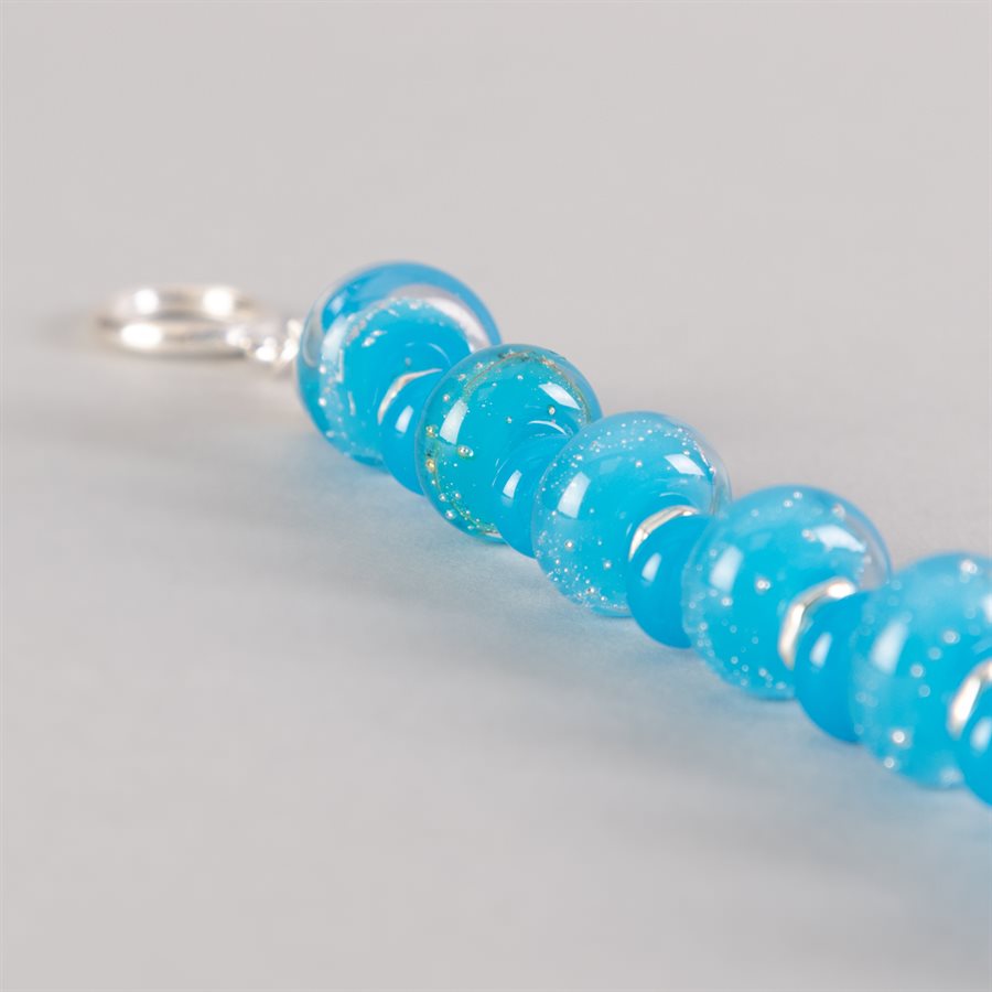 Bracelet en billes de verre faites main, avec feuilles d'argent Bracelet en billes de verre faites main, avec feuilles d'argent